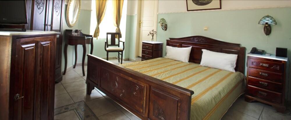 Monte Kristo Hotel Ermoupoli Esterno foto