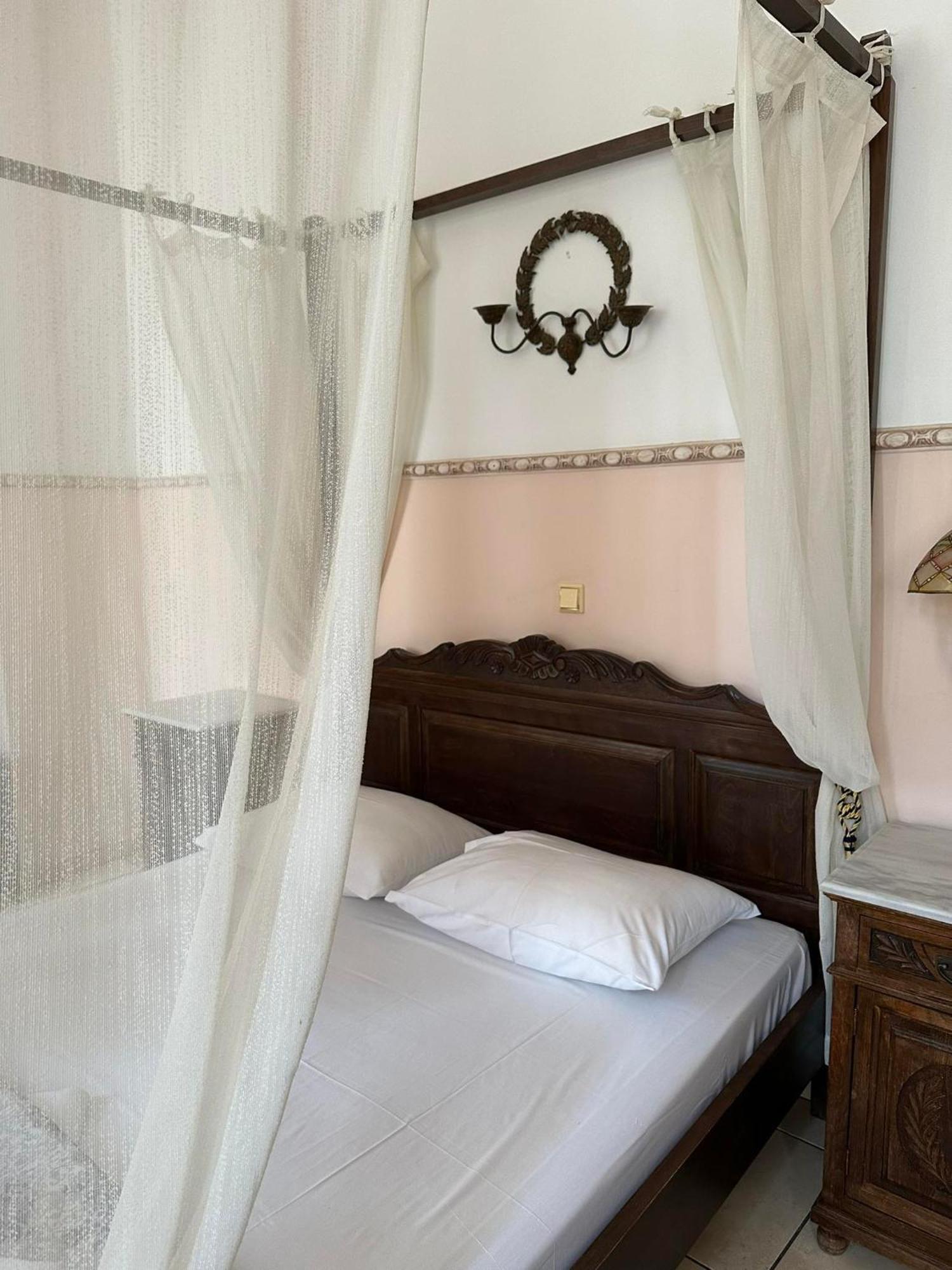 Monte Kristo Hotel Ermoupoli Esterno foto
